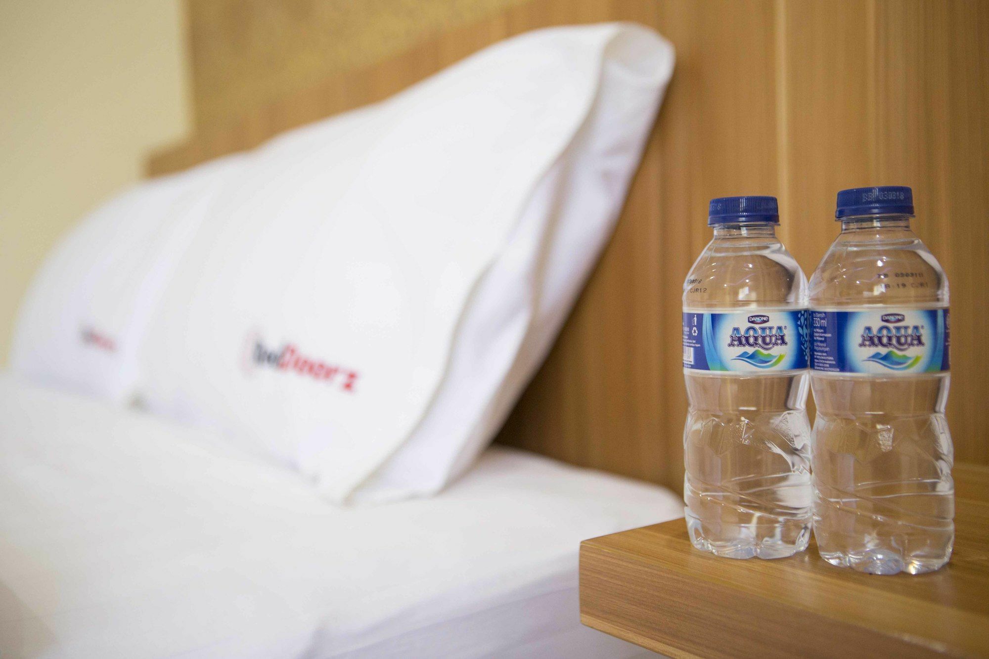 เรดดอร์ซ เนียร์ ซูกาจาดี 3 Hotel บันดุง ภายนอก รูปภาพ
