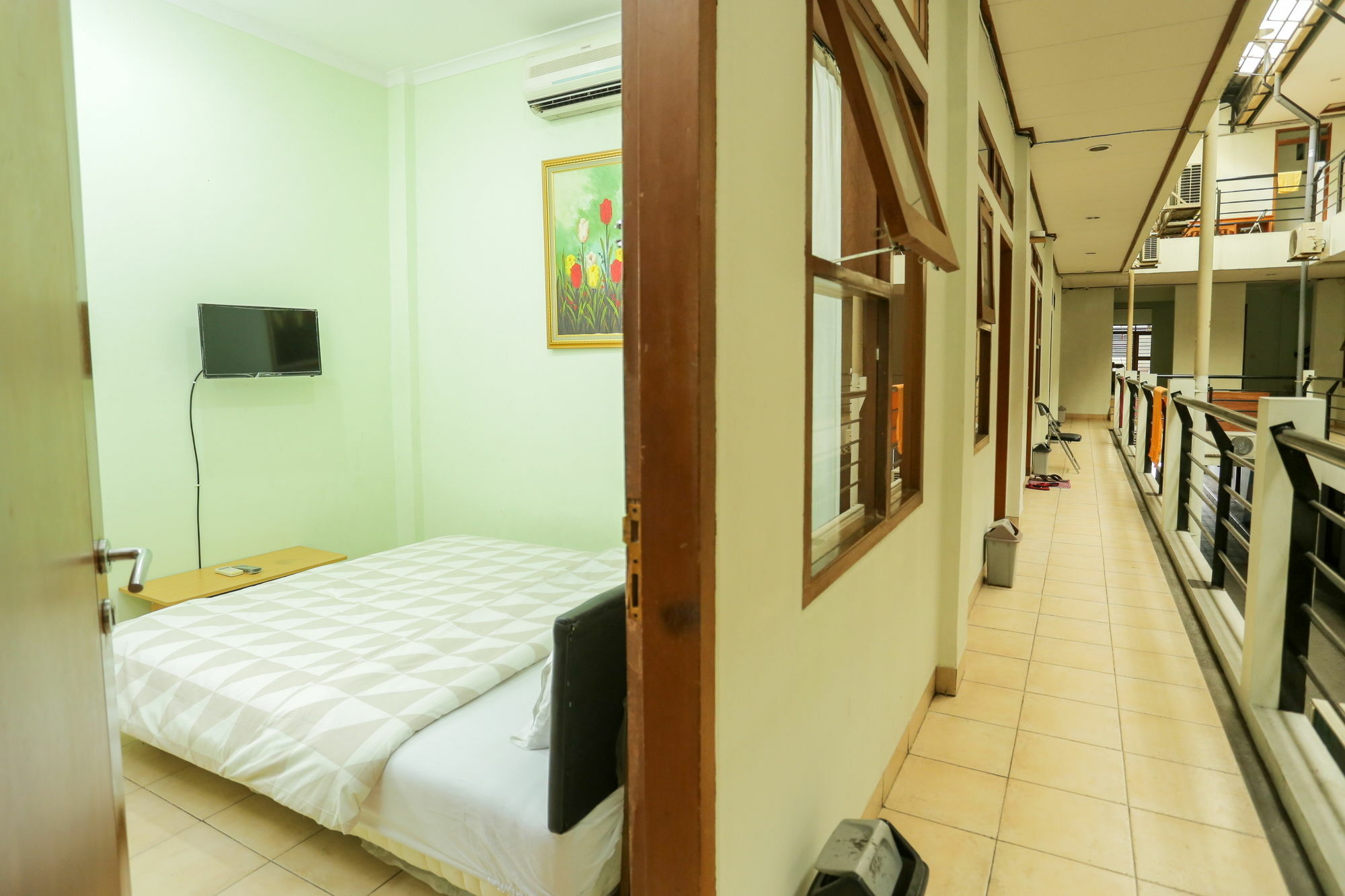 เรดดอร์ซ เนียร์ ซูกาจาดี 3 Hotel บันดุง ภายนอก รูปภาพ